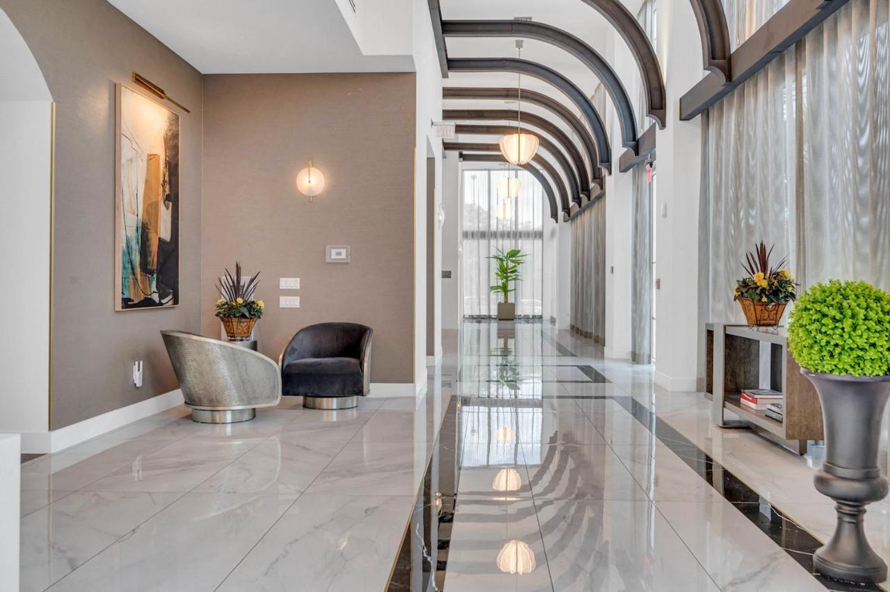 Charming Apt In The Heart Of Downtown With Free Parking Miami Exterior photo