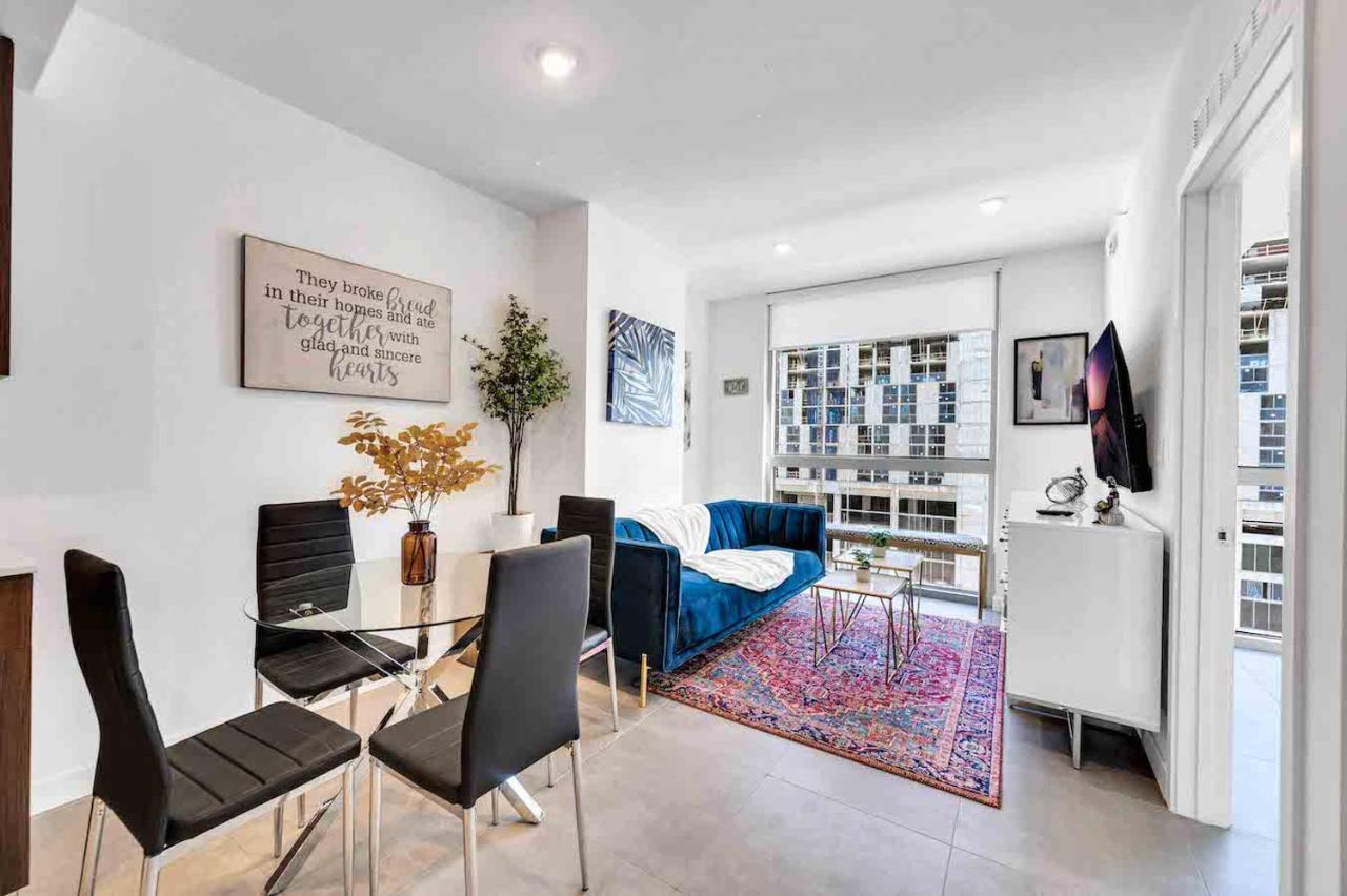 Charming Apt In The Heart Of Downtown With Free Parking Miami Exterior photo