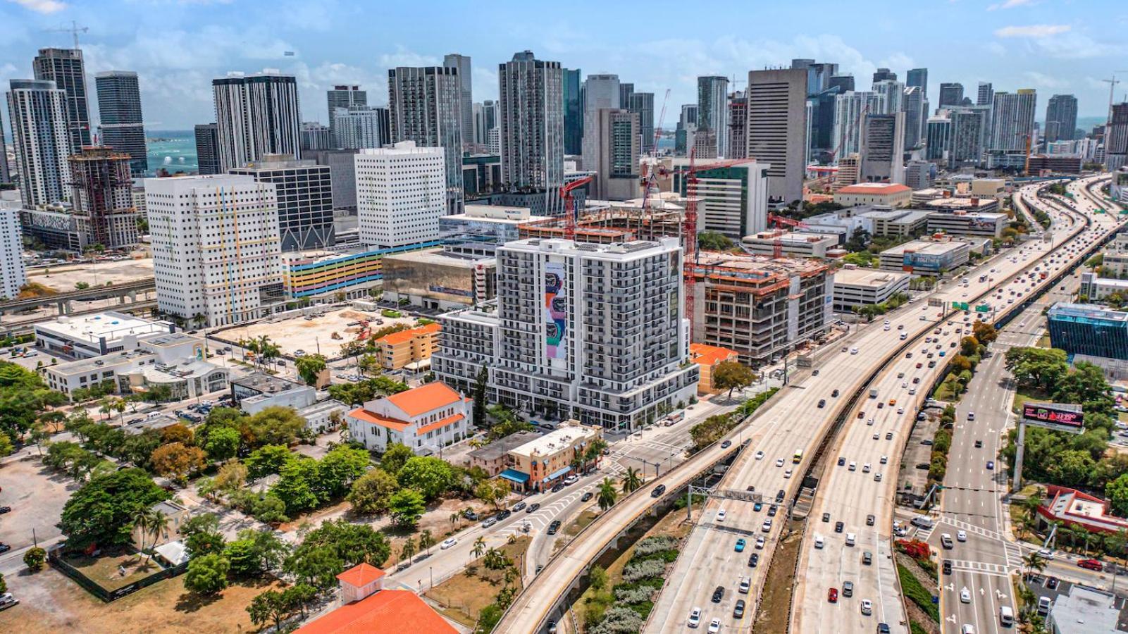 Charming Apt In The Heart Of Downtown With Free Parking Miami Exterior photo