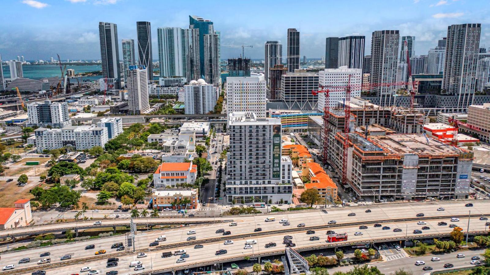 Charming Apt In The Heart Of Downtown With Free Parking Miami Exterior photo